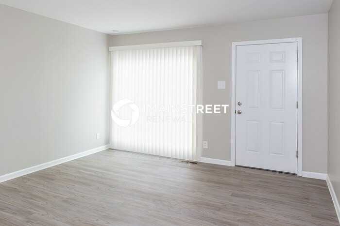 12317 Santa Maria Dr - Photo 3 of 16