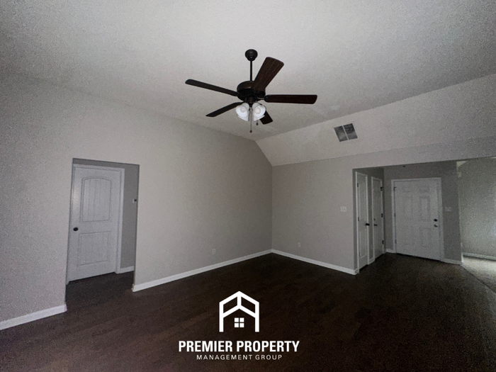 9292 Acadia Pl - Photo 4 of 21