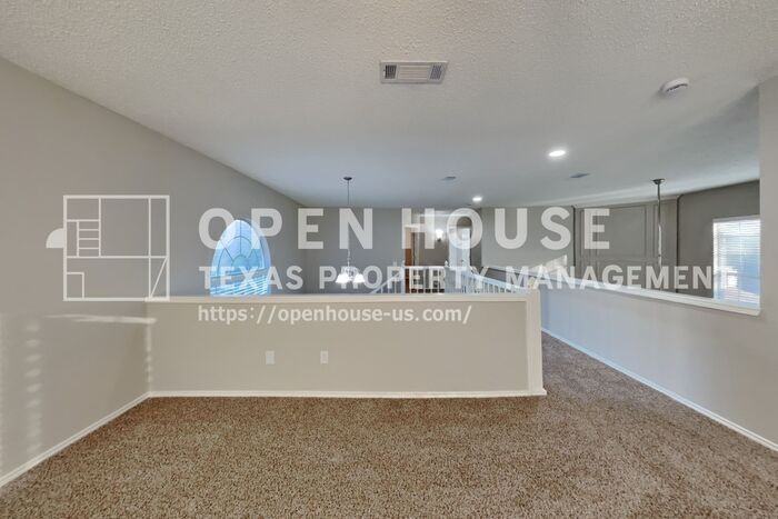 6204 Pennsylvania Ave - Photo 7 of 27