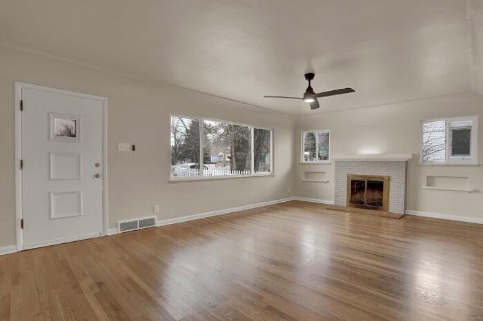 214 Cheyenne Blvd #214 - Photo 3 of 25