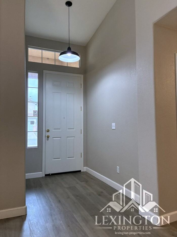 5532 Redwood Burl Way - Photo 6 of 36