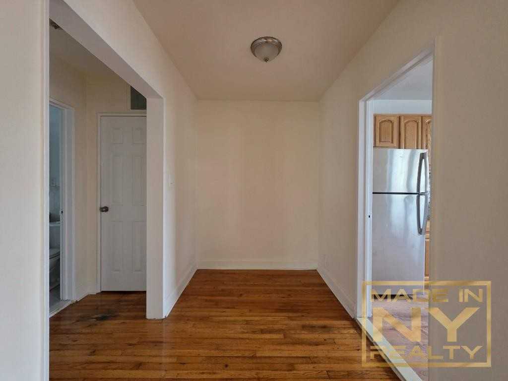 3607 213th St #A - Photo 4 of 8