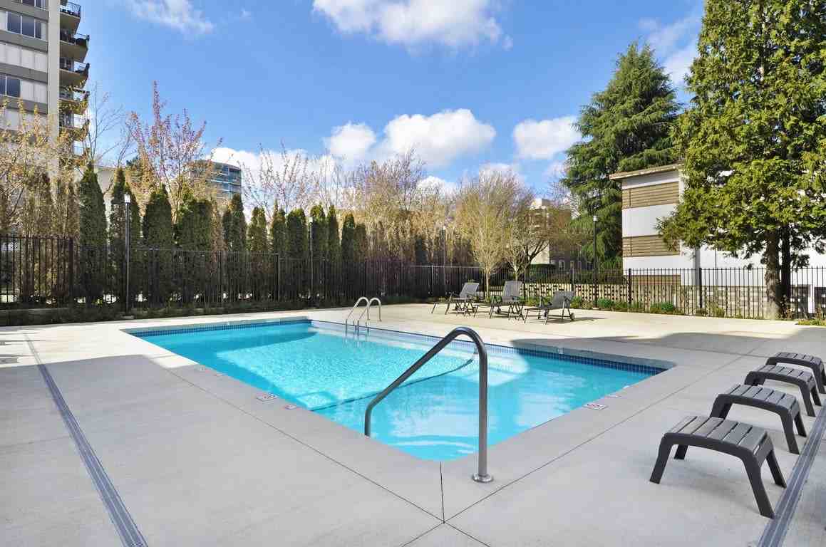 Skyline - Photo 5 of 50