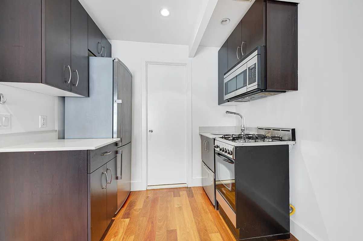 165 Ludlow St #GG - Photo 3 of 7