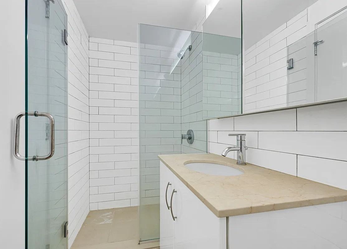 165 Ludlow St #GG - Photo 5 of 7