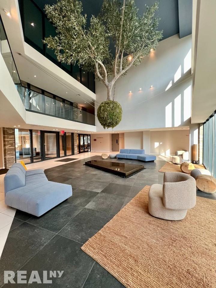 Hope St #519 - Photo 7 of 7