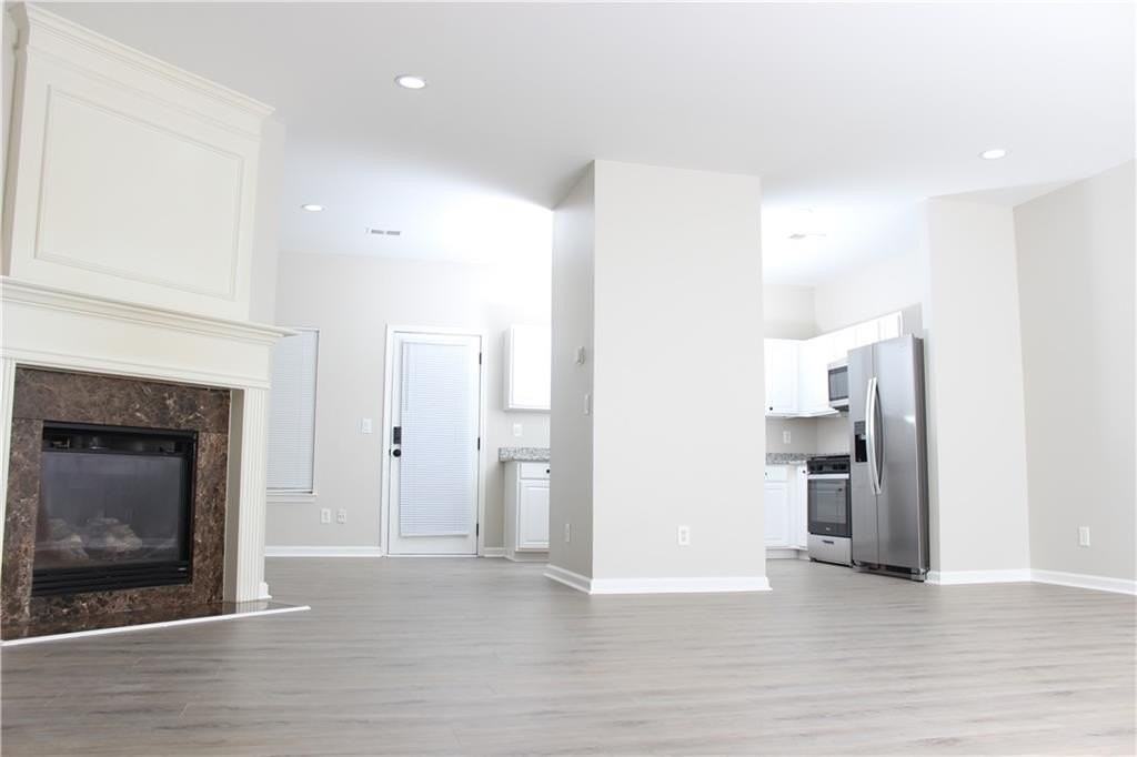 5630 Lawley Dr - Photo 4 of 28