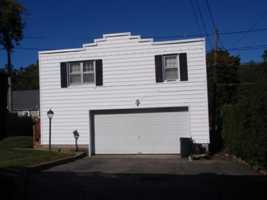 featured image of 10 1/2 Clover Pl #BACK