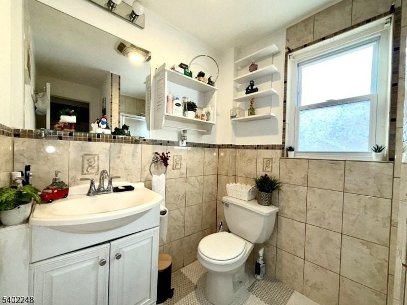 92 Maple Ave #1 - Photo 7 of 7