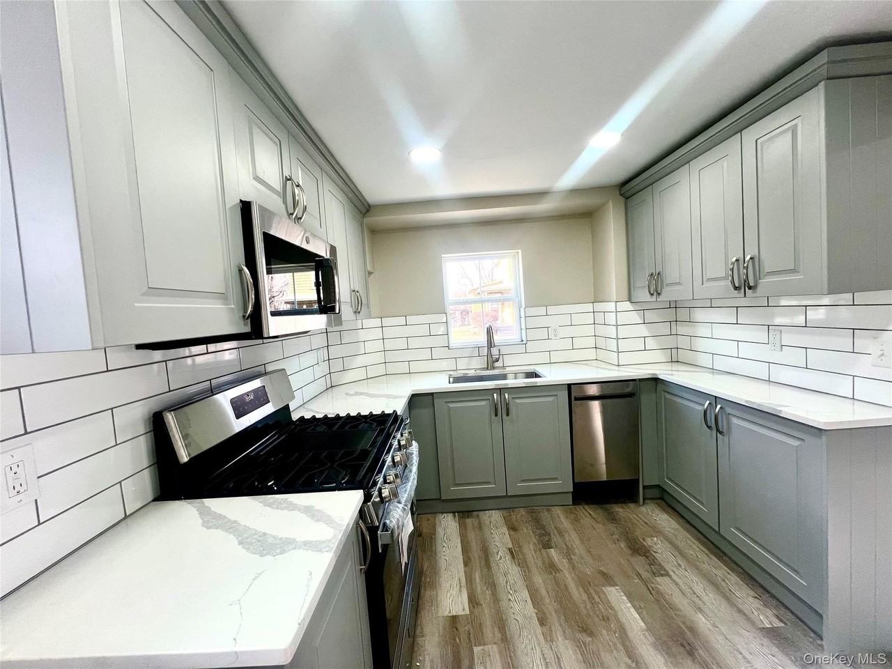 6 North St - Photo 3 of 29