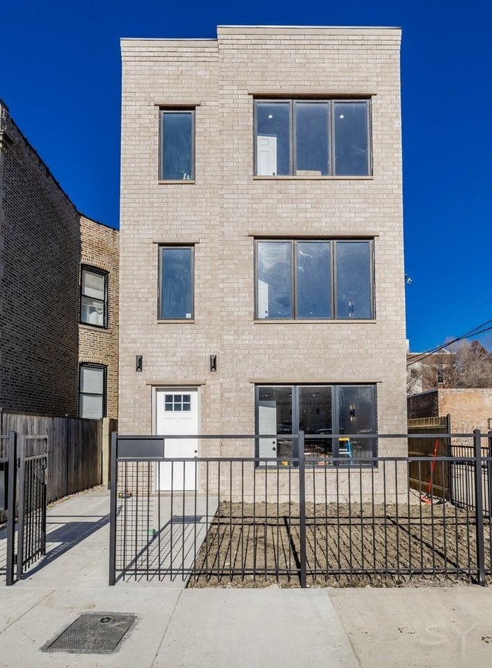 3216 W Polk St Unit 2 #2