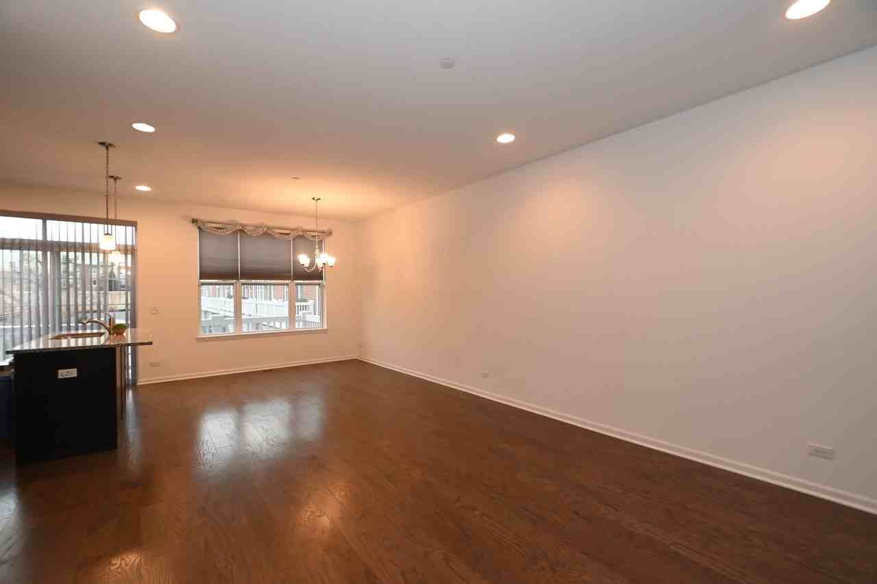 8602 Ferris Ave - Photo 7 of 17