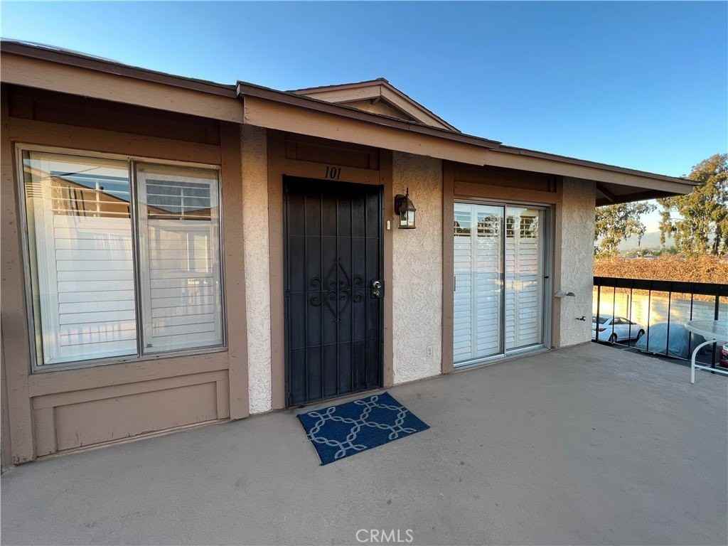 1400 Countrywood Ave #101 - Photo 3 of 27