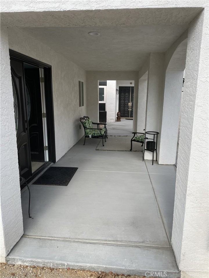 9201 Calle Del Diablo - Photo 3 of 12