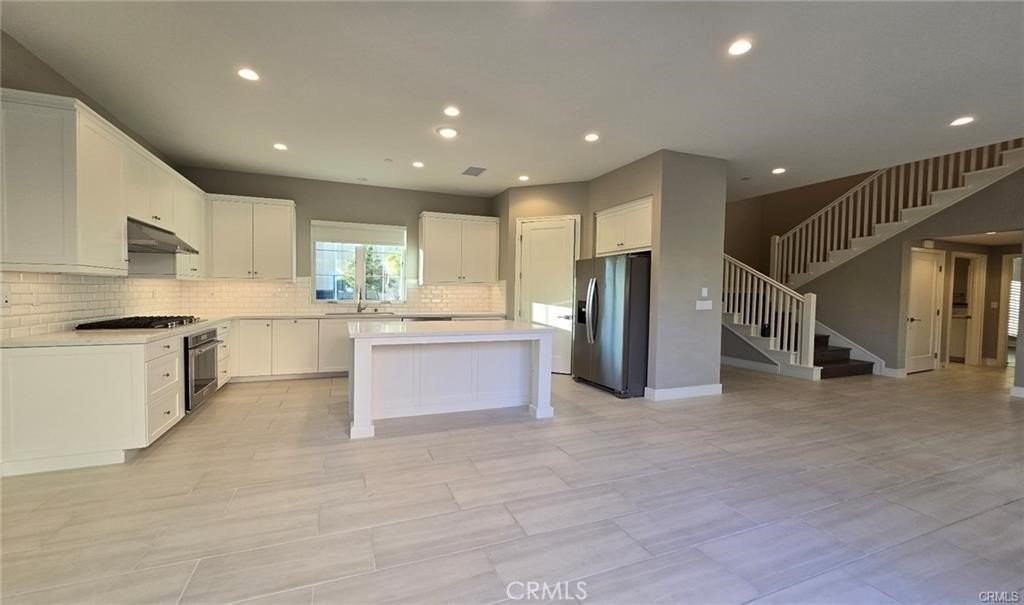 145 Winnett - Photo 3 of 29