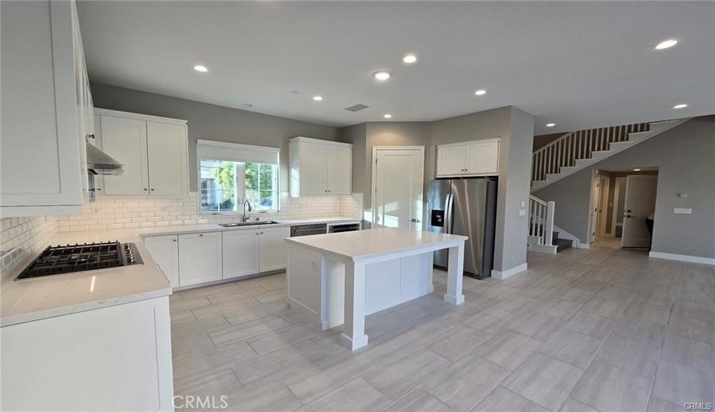 145 Winnett - Photo 4 of 29