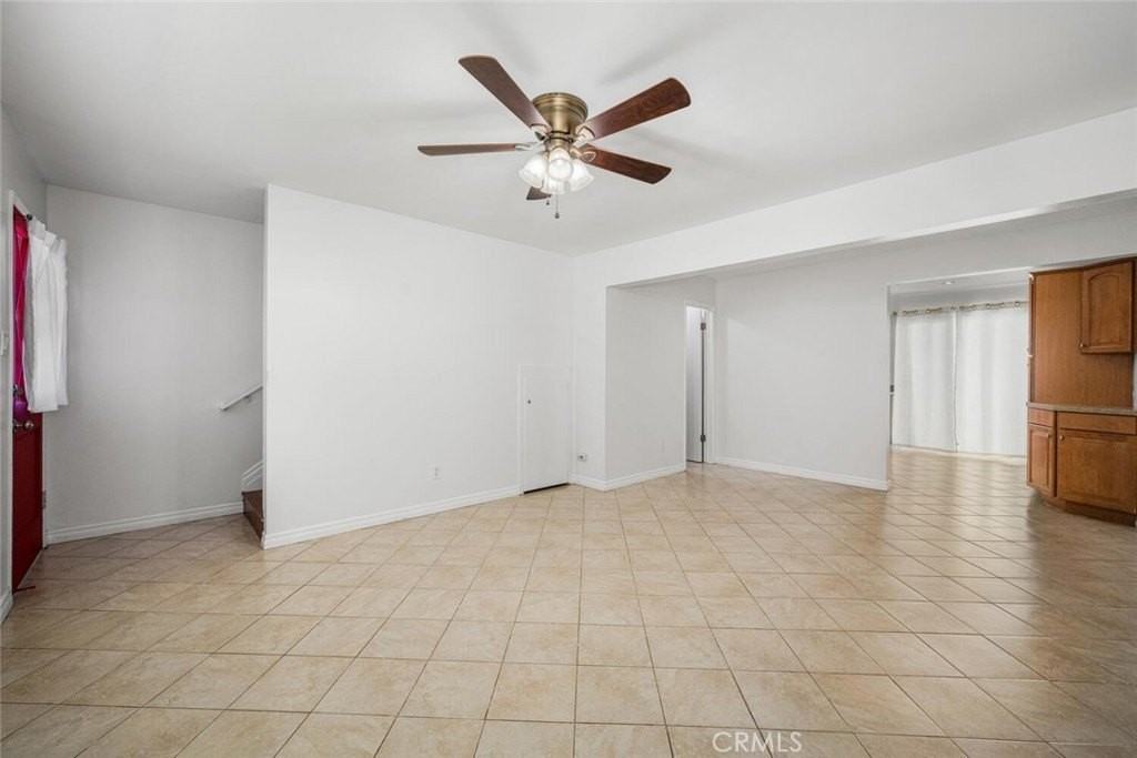 8798 Valley View St #B - Photo 7 of 40