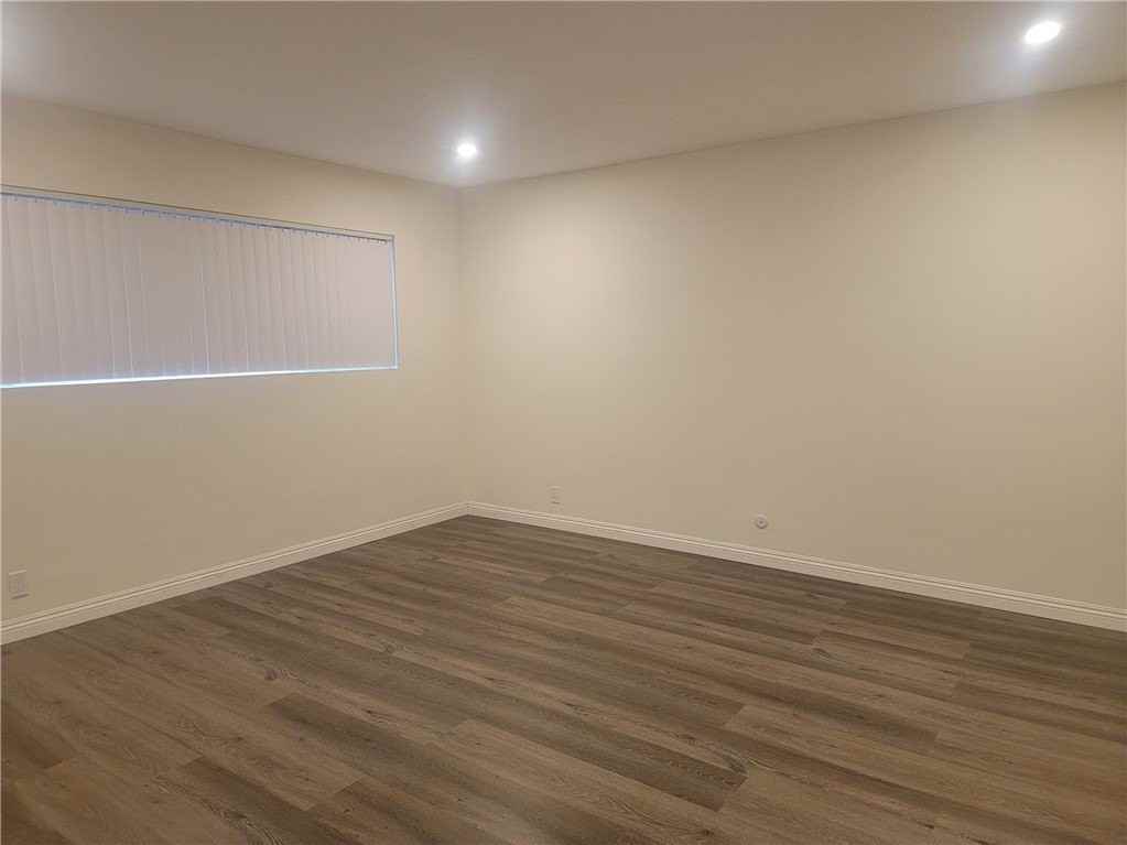 627 Geneva St #2 - Photo 4 of 25