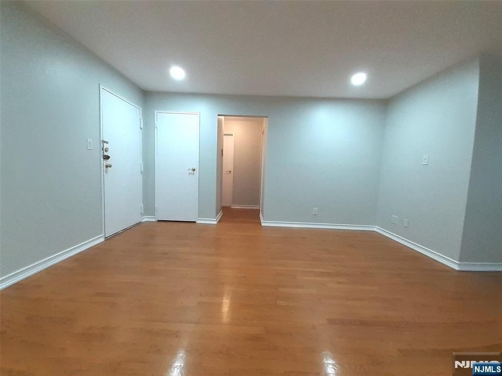 116 71st St - Photo 4 of 15