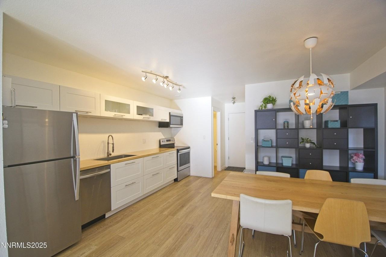 125 Mary St #A - Photo 7 of 22