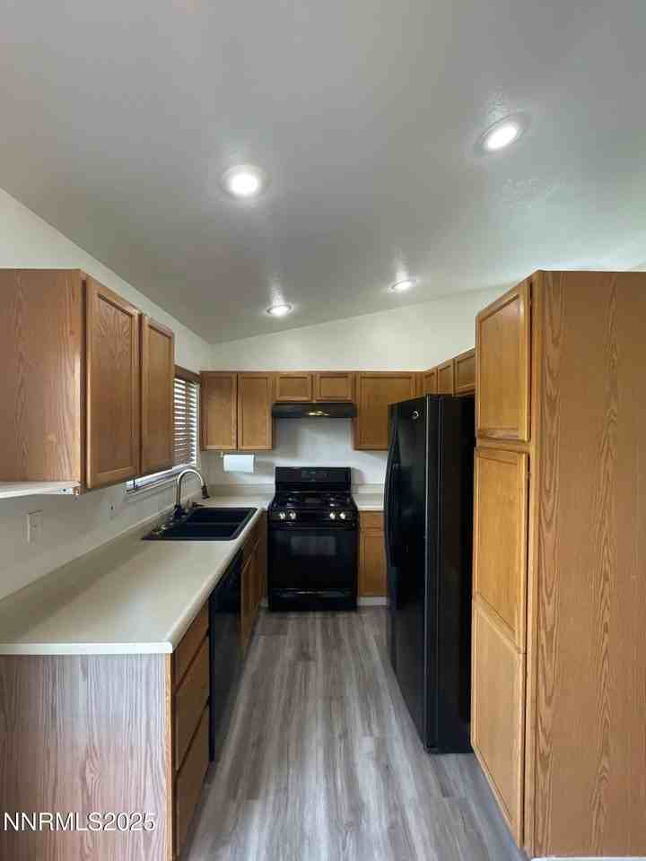 8121 Big River Dr - Photo 6 of 18