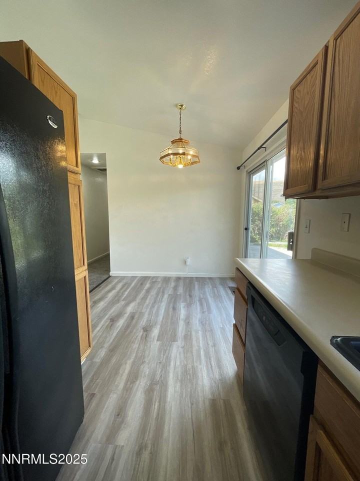 8121 Big River Dr - Photo 7 of 18