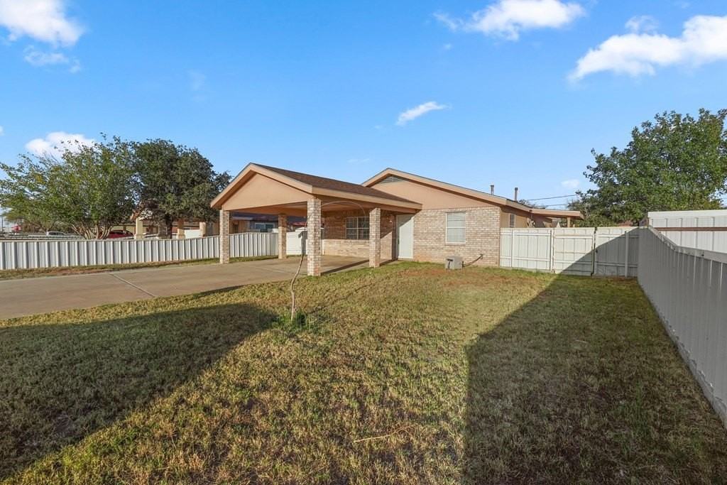 1728 Linda Ave - Photo 2 of 13