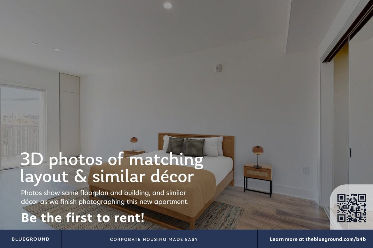 1821 S Bentley Ave - Photo 5 of 17