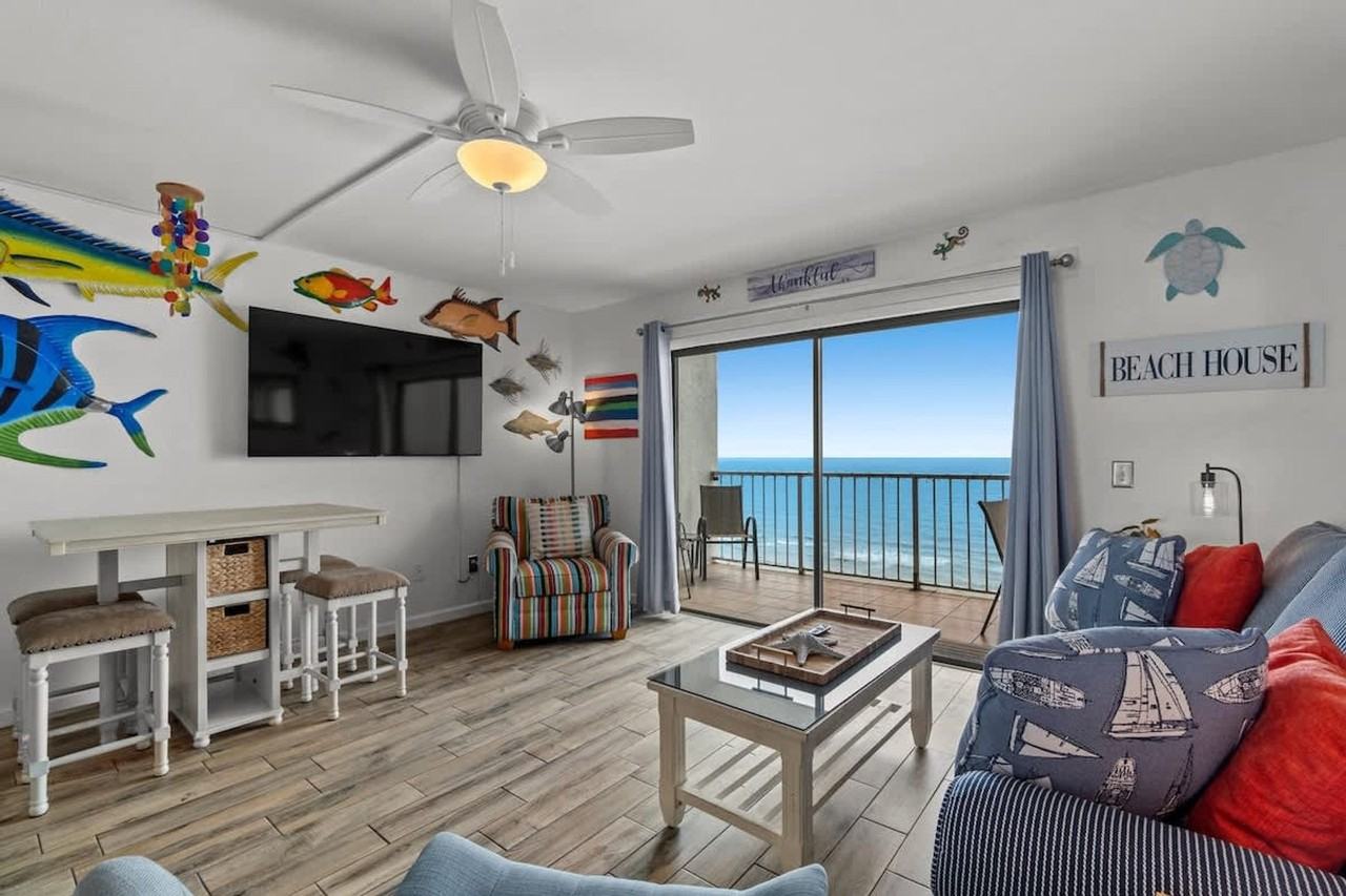 8743 Thomas Drive - Photo 3 of 29