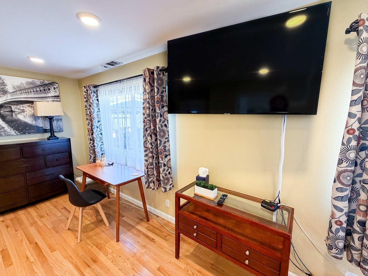 16018 Windsor Dr #1364157P - Photo 6 of 50