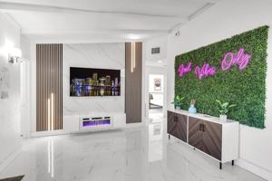 featured image of 714 Ne 17th Ct