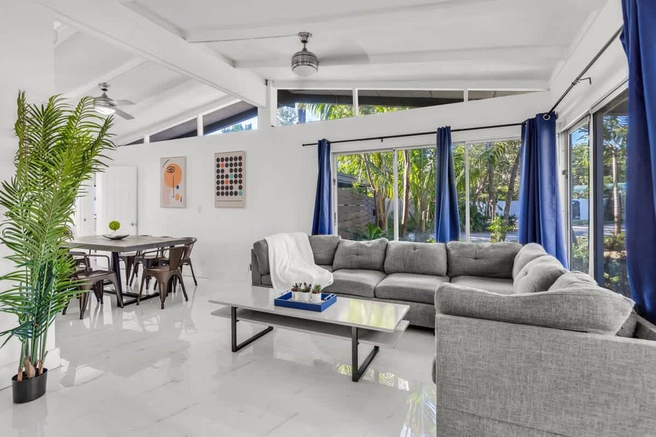 714 Ne 17th Ct #1372340P - Photo 5 of 48