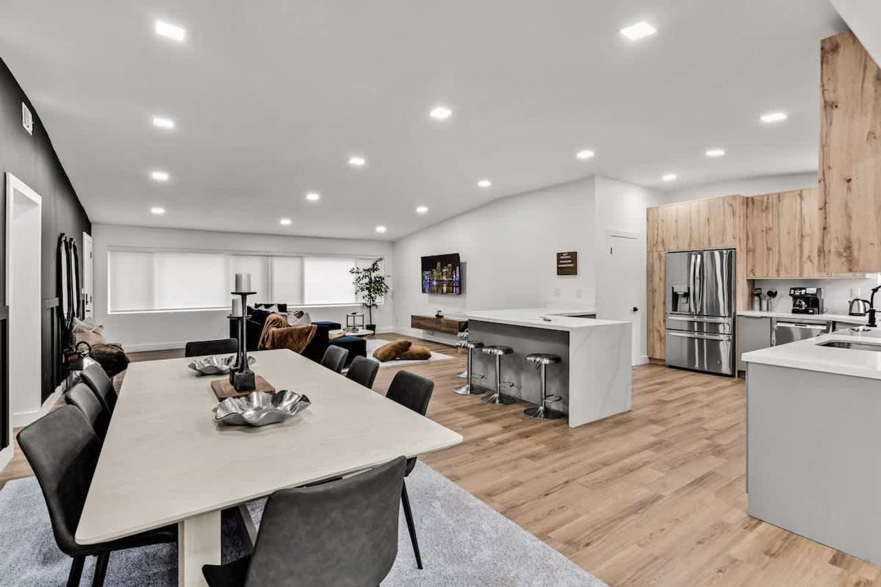 17621 Ne 7th Ave #1372351P - Photo 7 of 50