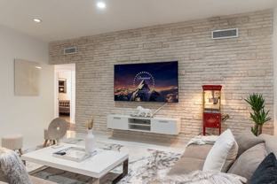 20010 Highland Lakes Blvd - Photo 1 of 1