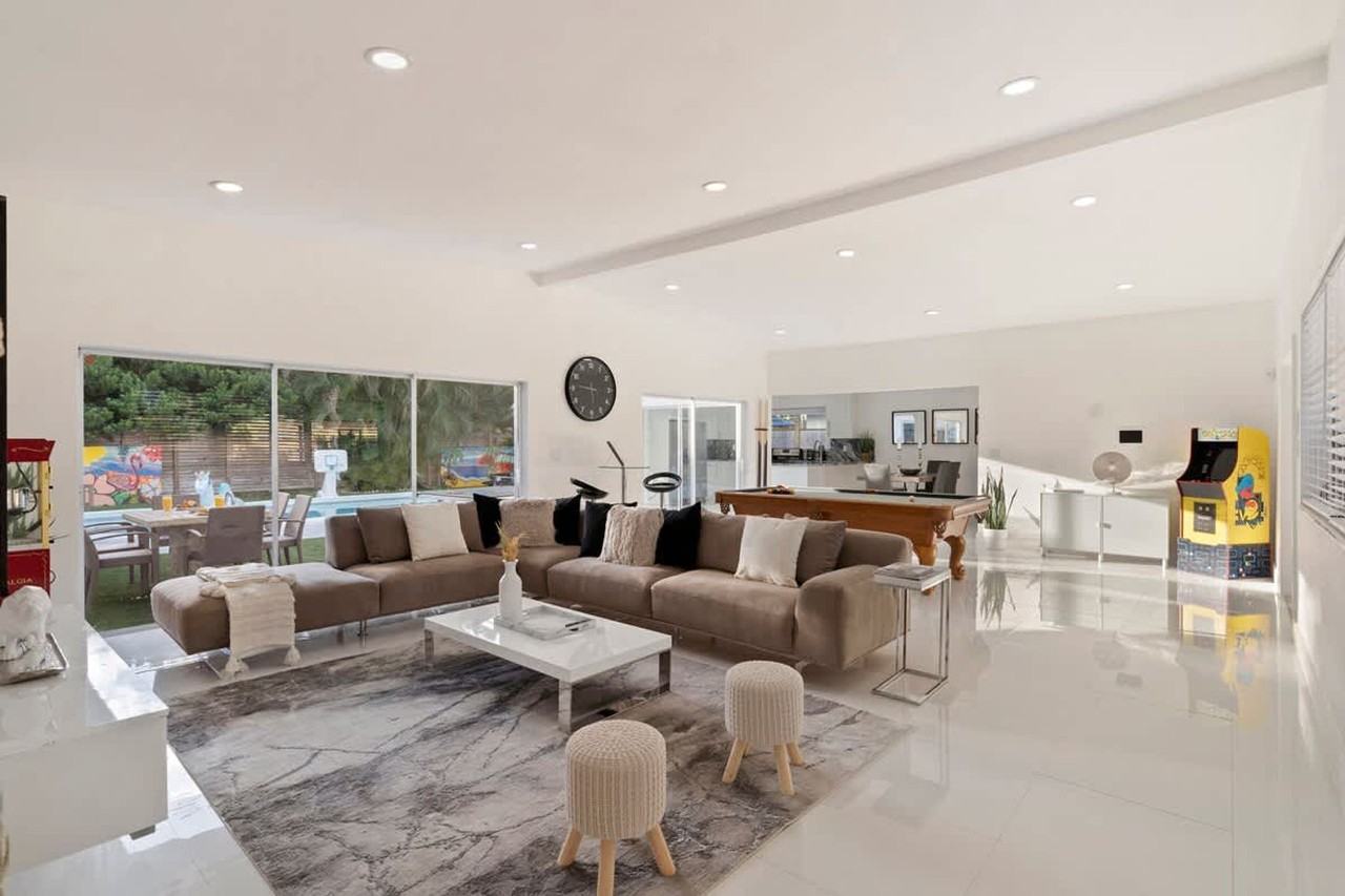 20010 Highland Lakes Blvd #1372334P - Photo 3 of 34