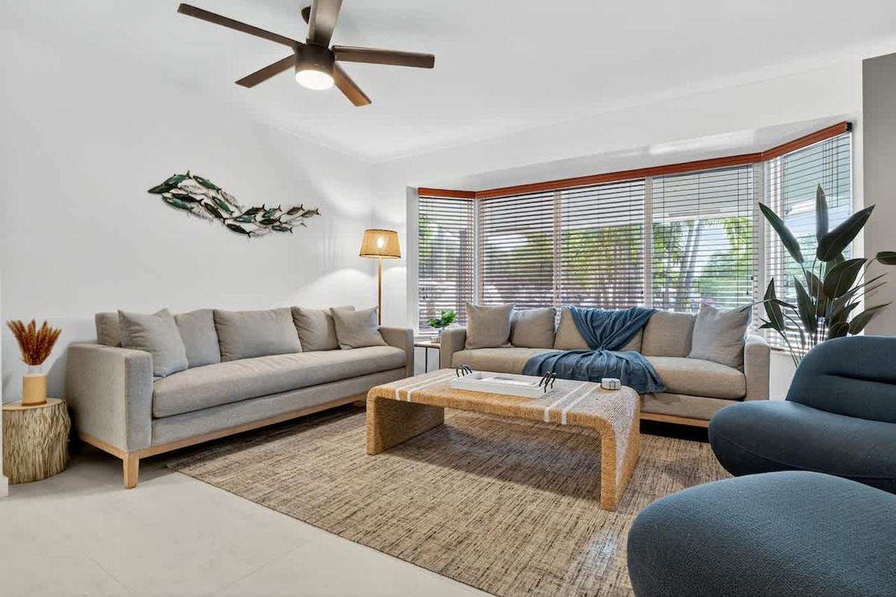 5760 Ne 18th Ave #1372355P - Photo 6 of 50