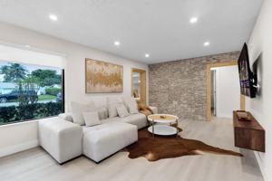 featured image of 6450 Perry St