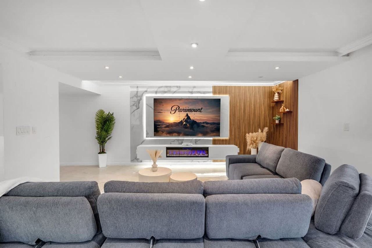 468 Golden Isles Dr #1372321P - Photo 7 of 50