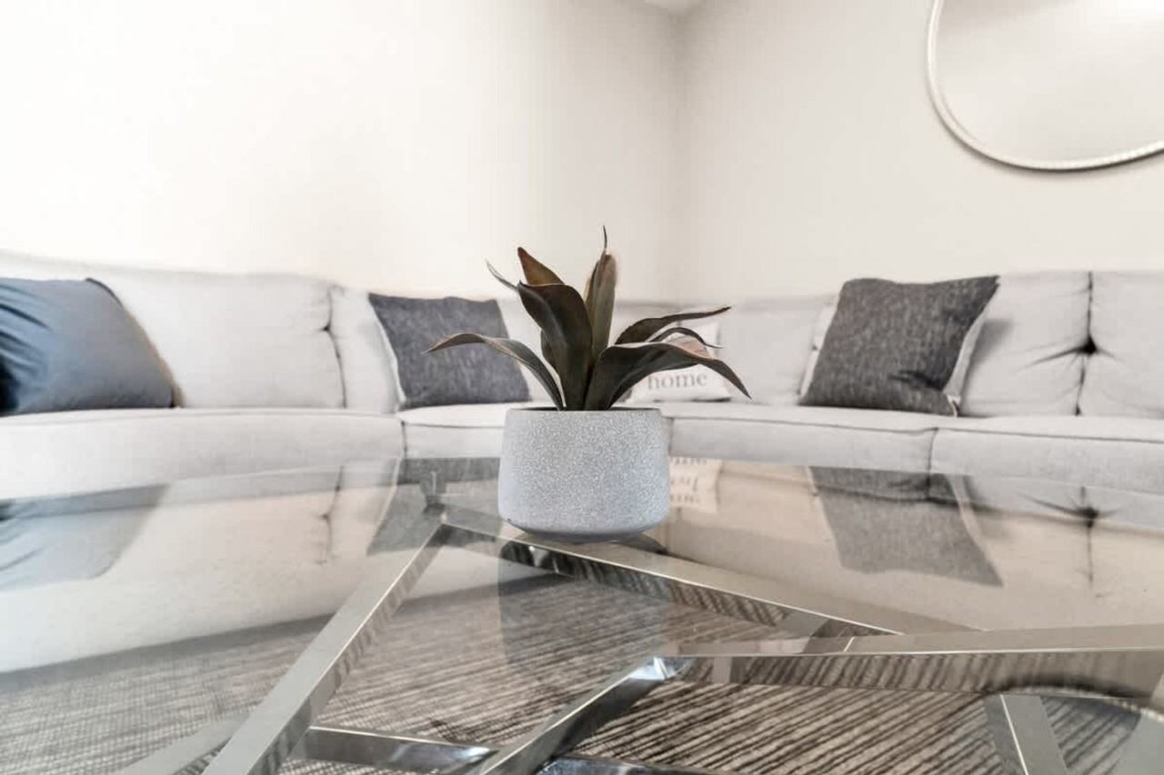 3624 Sw 22nd St #1372359P - Photo 7 of 50