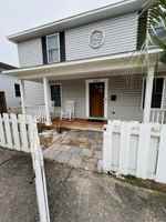 featured image of 422 S 7th St