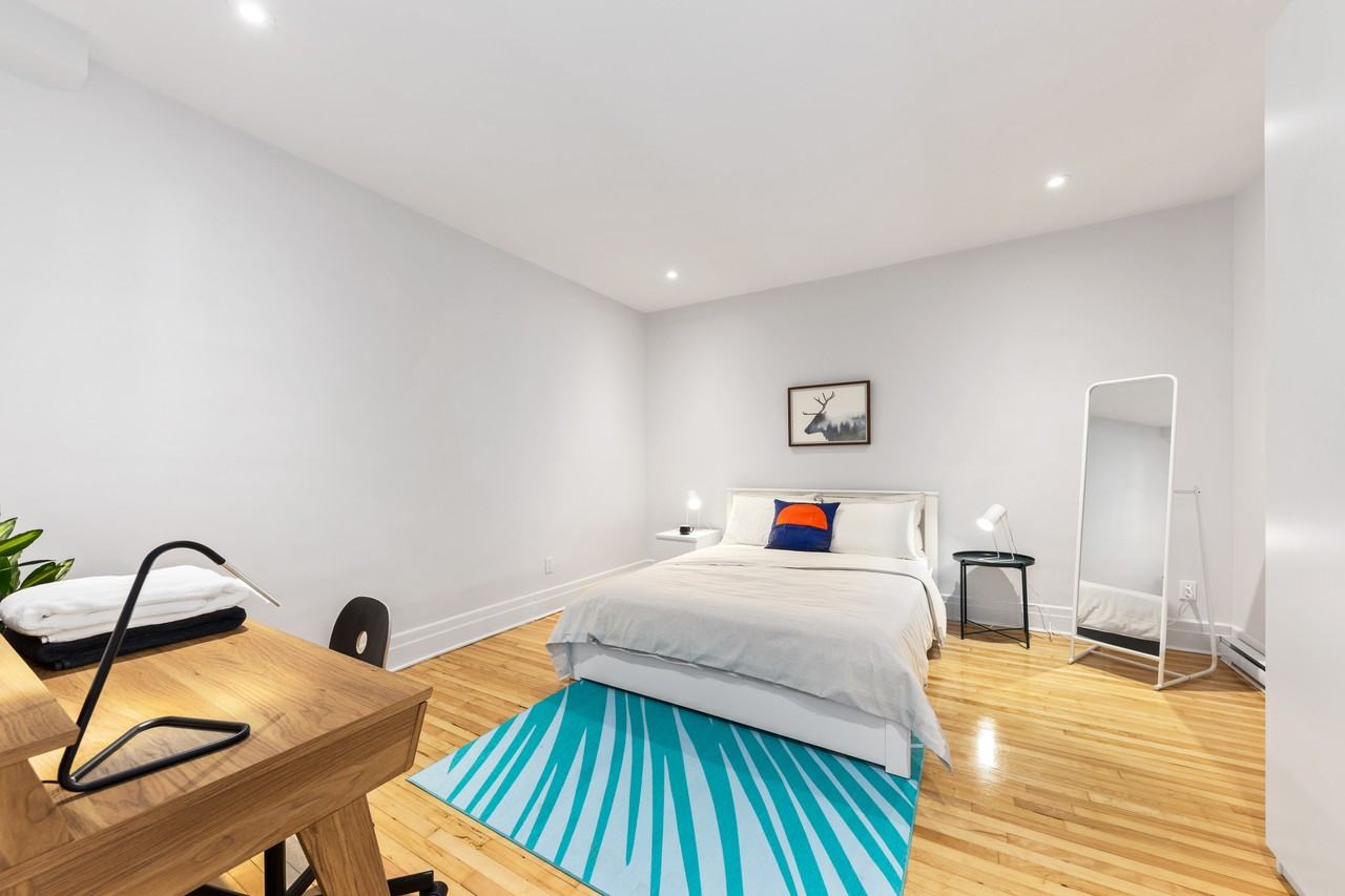 620 5e Avenue #### - Photo 2 of 13