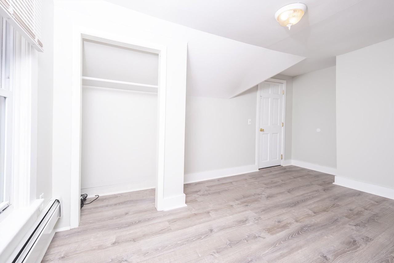 338 Saratoga St #2 - Photo 4 of 26