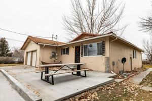 featured image of 271 N 3rd W