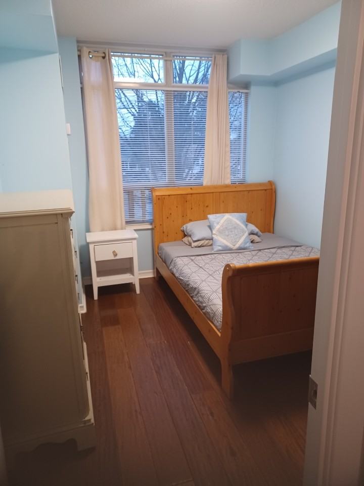 Eglinton Ave E & Kingston Rd - Photo 2 of 13