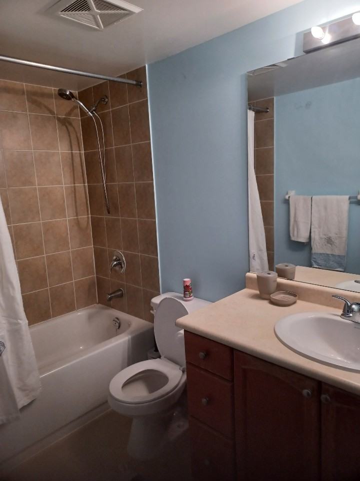 Eglinton Ave E & Kingston Rd - Photo 5 of 13