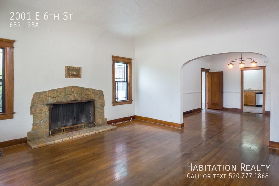 2001 E 6th St - Photo 6 of 19