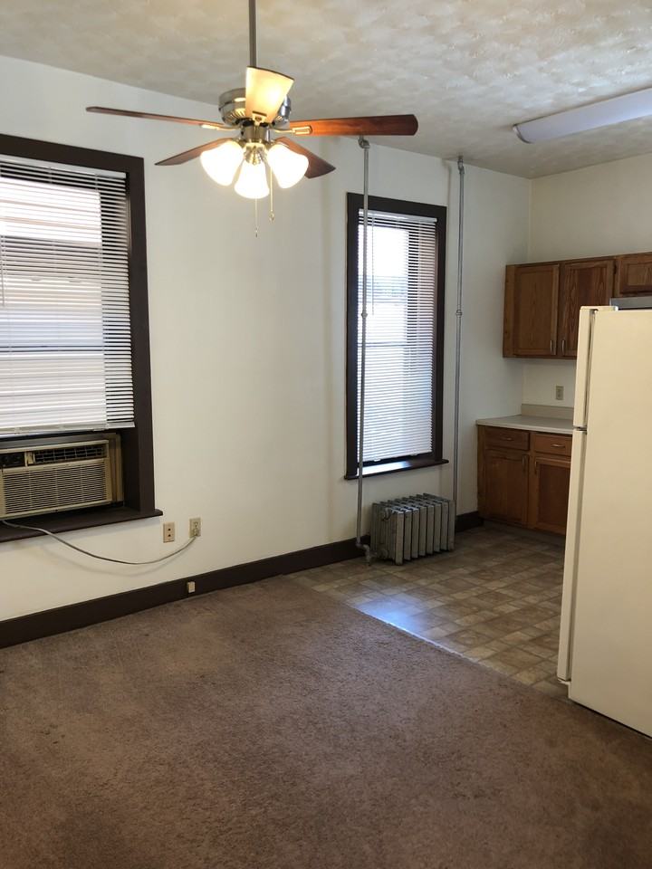 254 Atwood St. - Photo 3 of 8