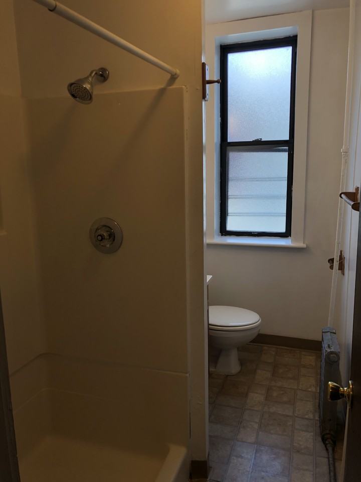 254 Atwood St. - Photo 6 of 8