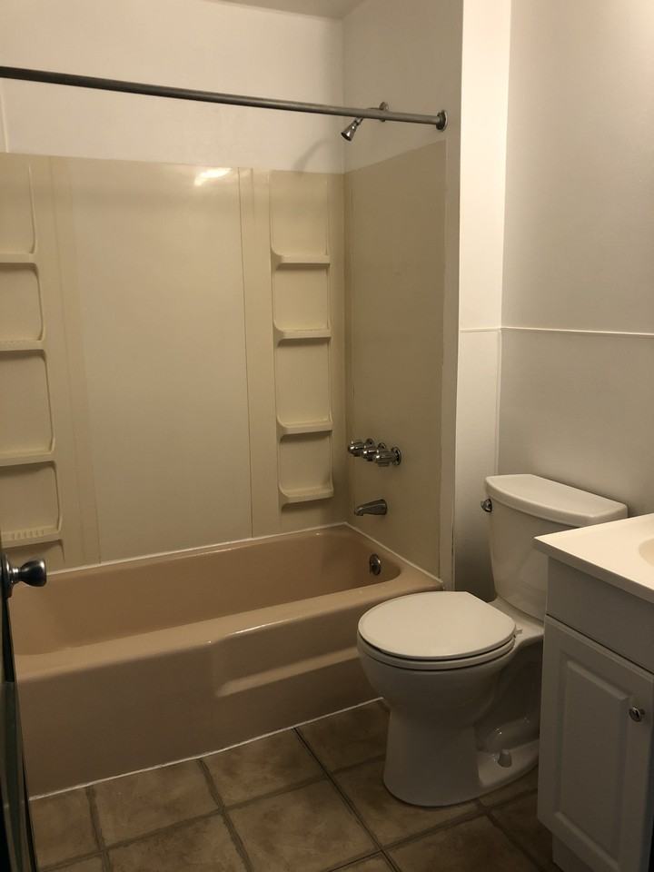 243 Meyran Ave. - Photo 6 of 9