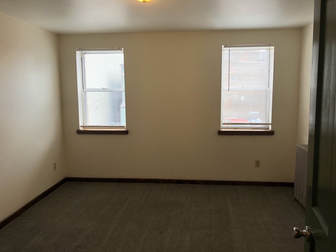 243 Meyran Ave. - Photo 7 of 9